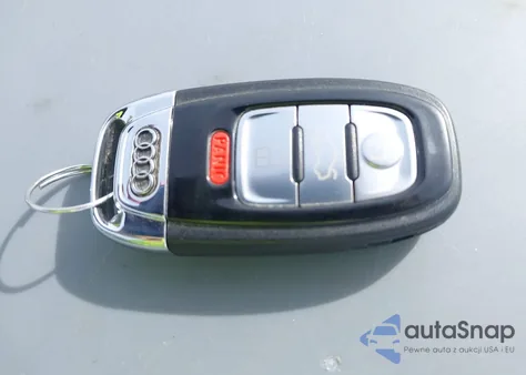 2015 Audi A8 L 4.0T z USA, uszkodzony, nr VIN WAU32AFD6FN039739